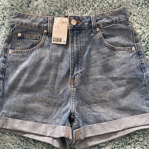 NWT high waisted jean shorts